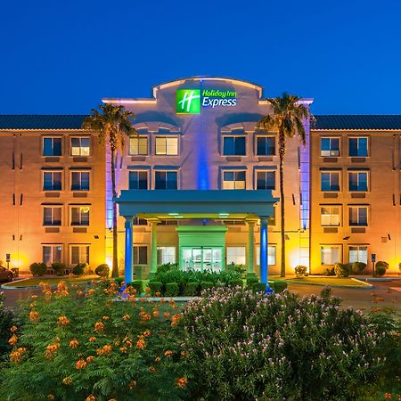 Holiday Inn Express Peoria North - Glendale By Ihg Dış mekan fotoğraf