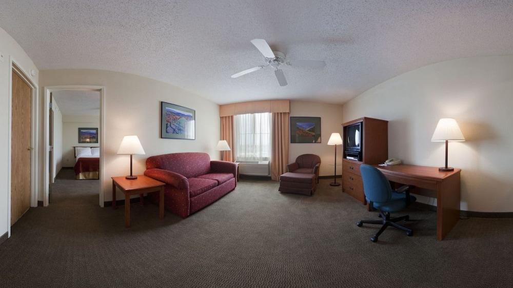 Holiday Inn Express Peoria North - Glendale By Ihg Dış mekan fotoğraf