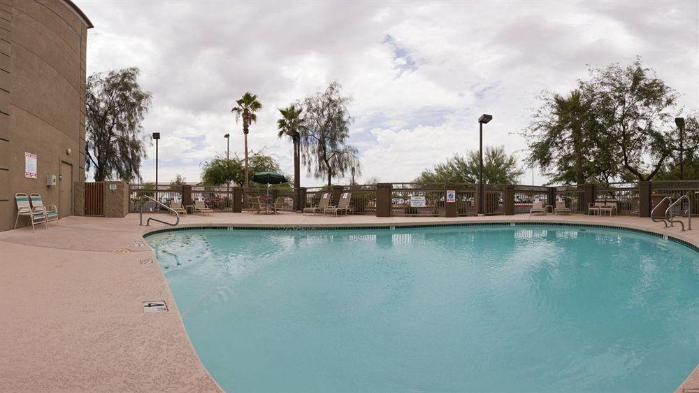 Holiday Inn Express Peoria North - Glendale By Ihg Dış mekan fotoğraf