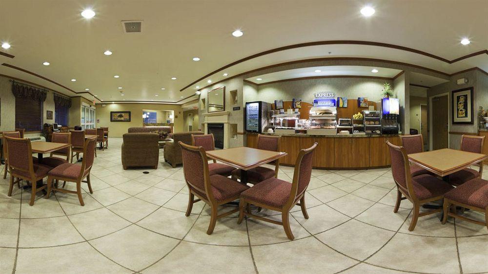 Holiday Inn Express Peoria North - Glendale By Ihg Dış mekan fotoğraf