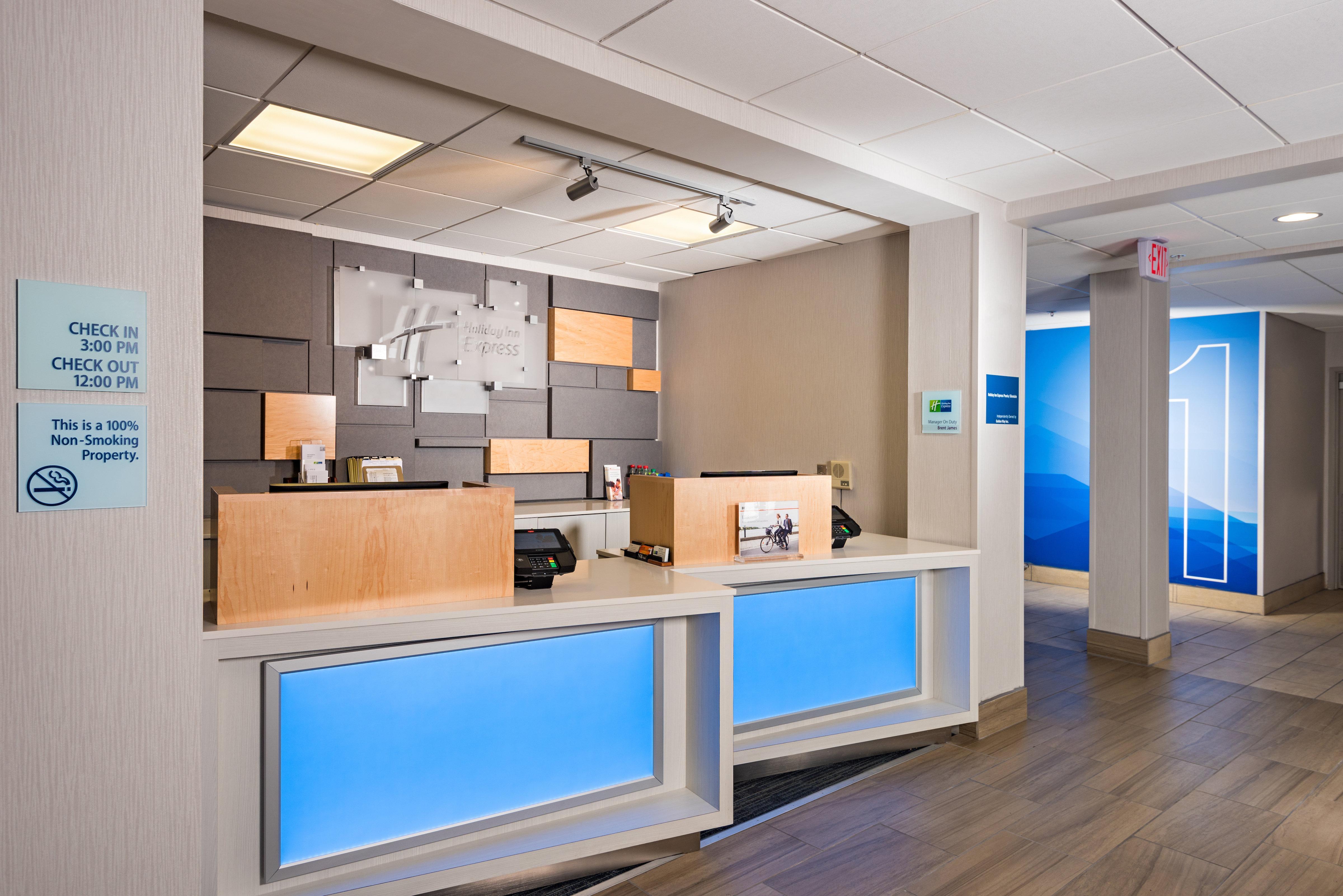 Holiday Inn Express Peoria North - Glendale By Ihg Dış mekan fotoğraf