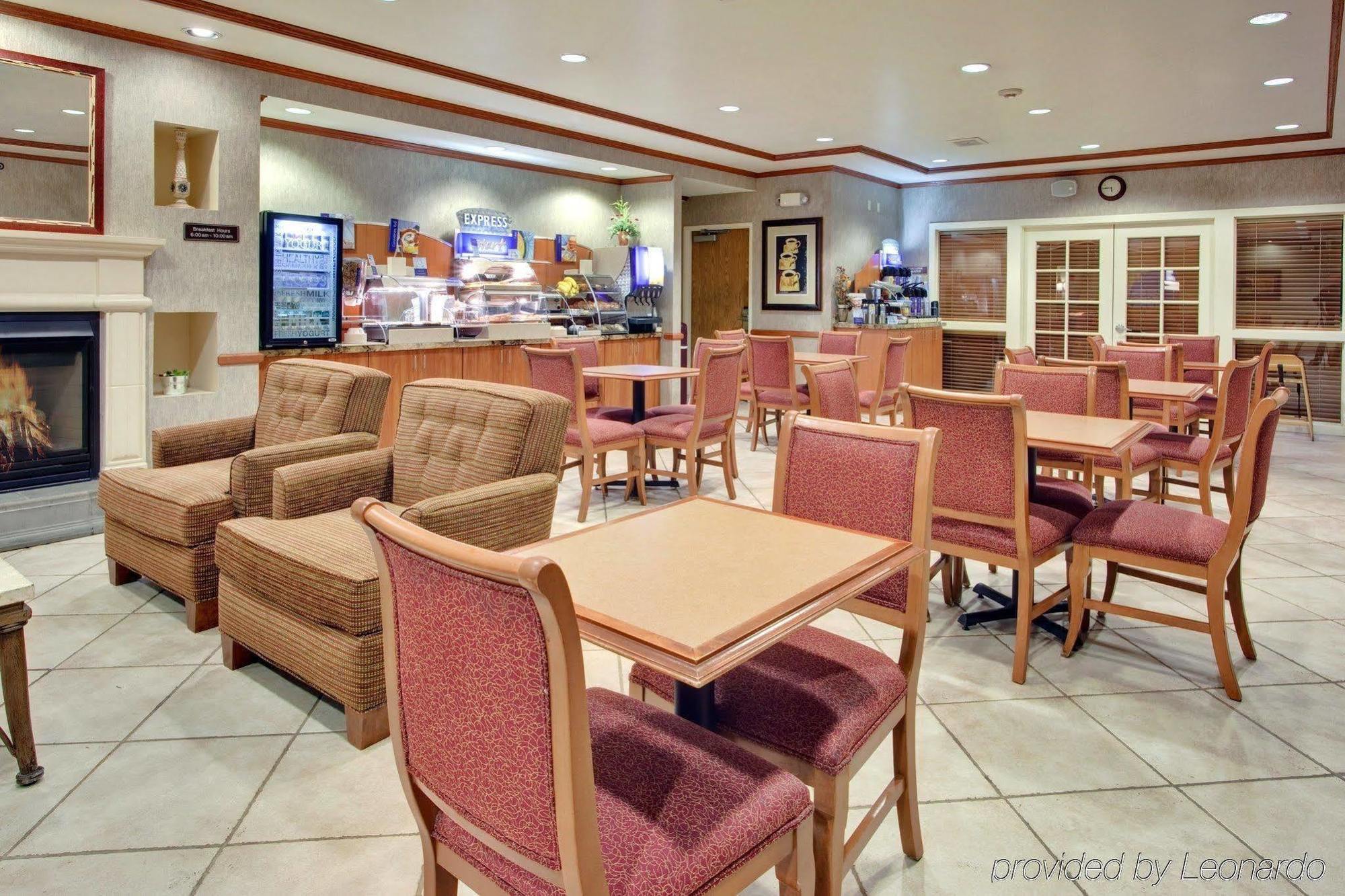 Holiday Inn Express Peoria North - Glendale By Ihg Dış mekan fotoğraf