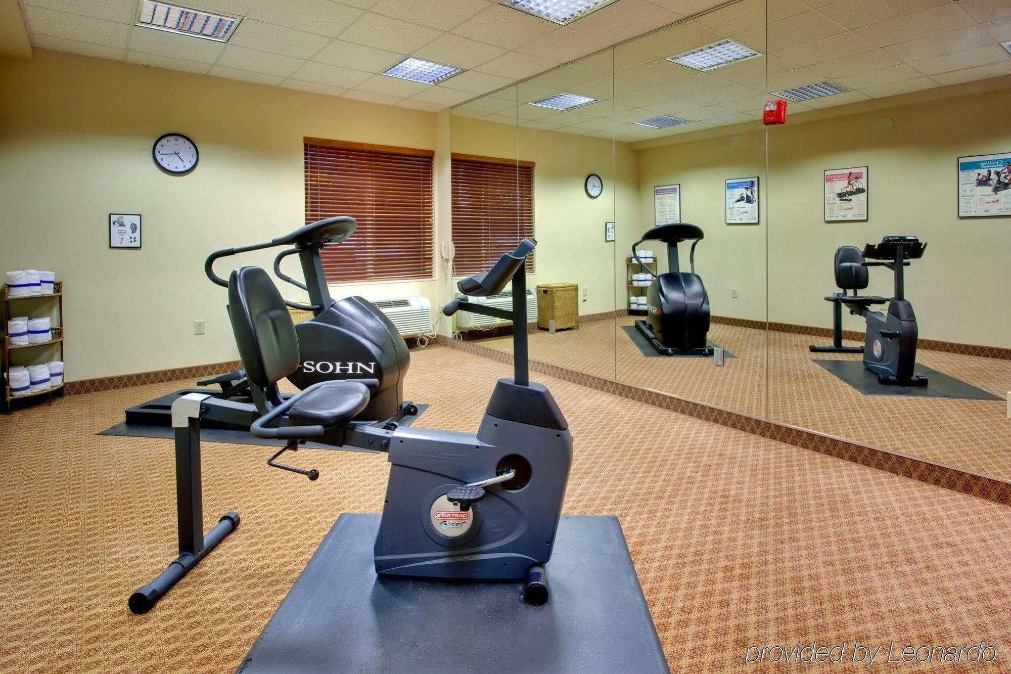 Holiday Inn Express Peoria North - Glendale By Ihg Dış mekan fotoğraf